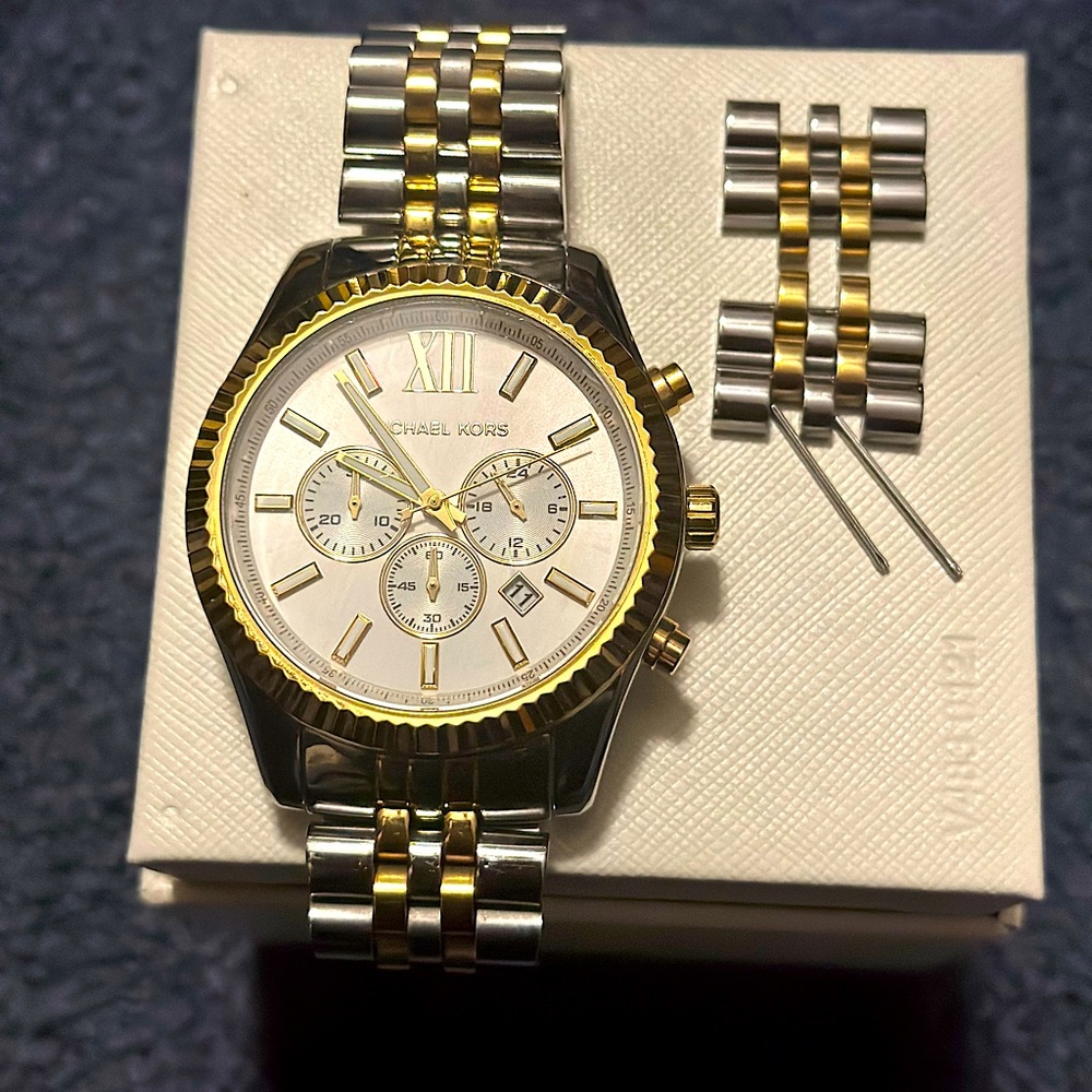 Michael Kors Oversized Lexington Two-Tone Watch🔥🔥